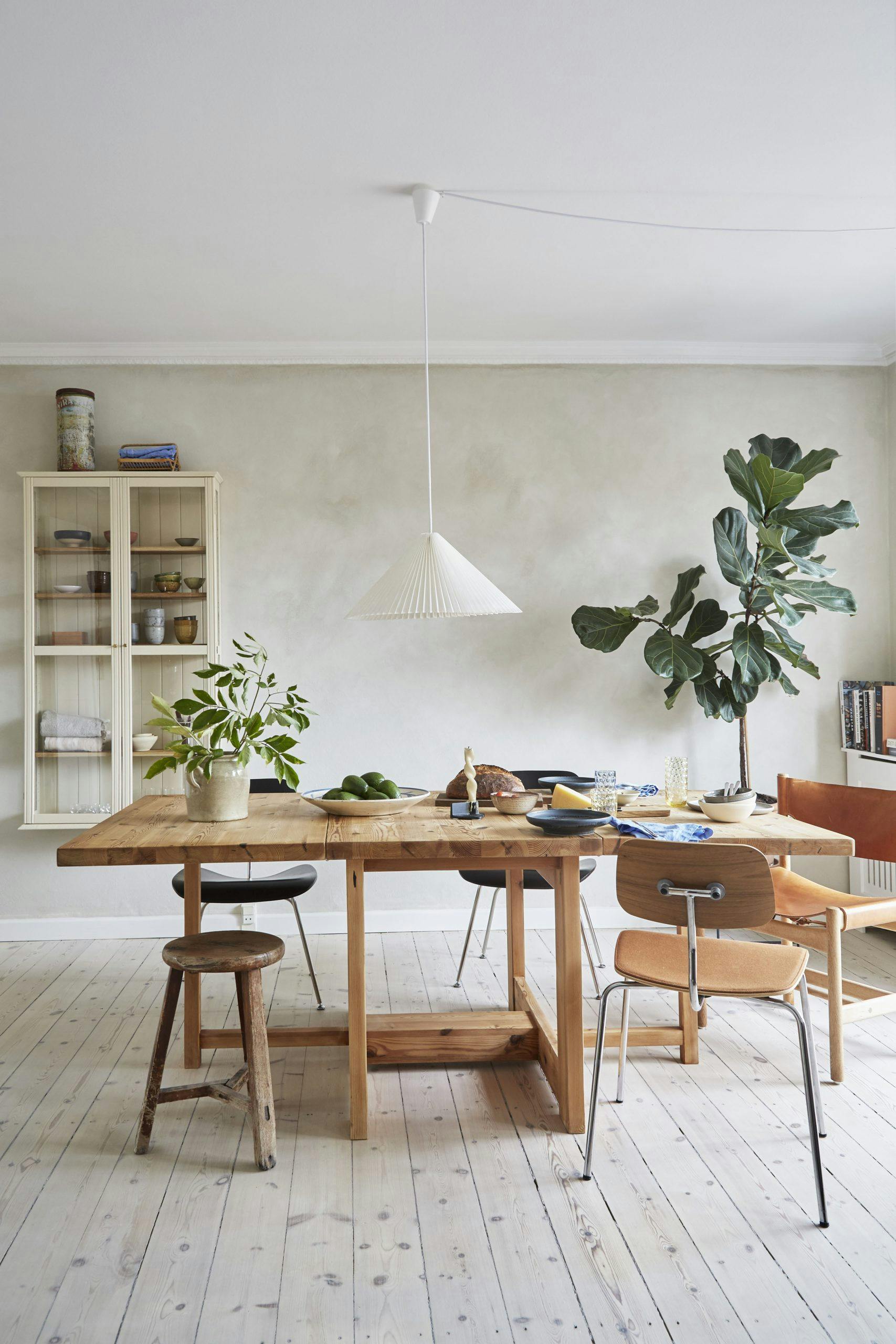 femtetilvenstrebom210201 Svensk slagbord